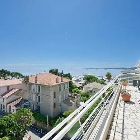 Cozy Top-floor 2-br Terrace And Sea View 아파트 *
